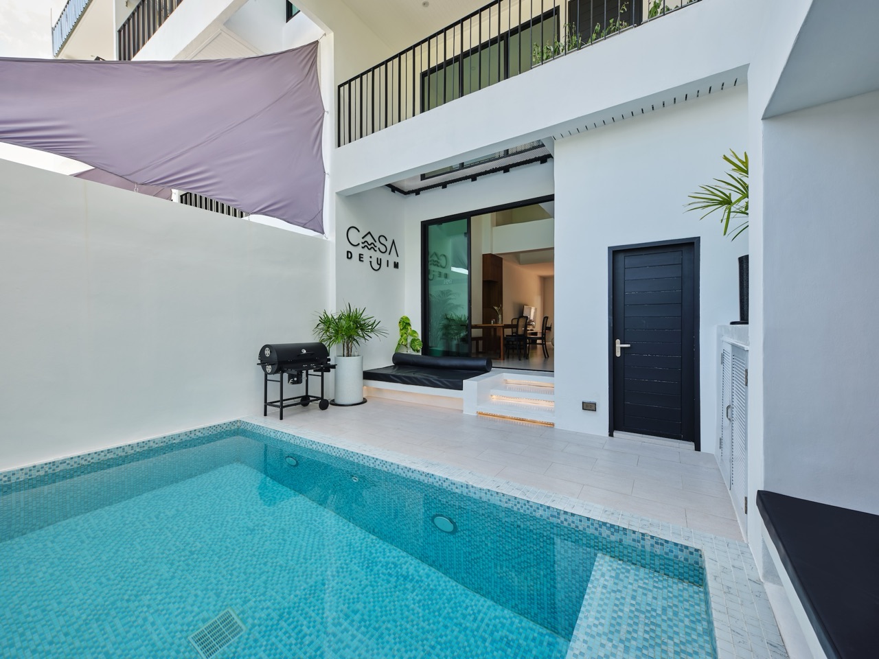 Private pool — Casa de Yim